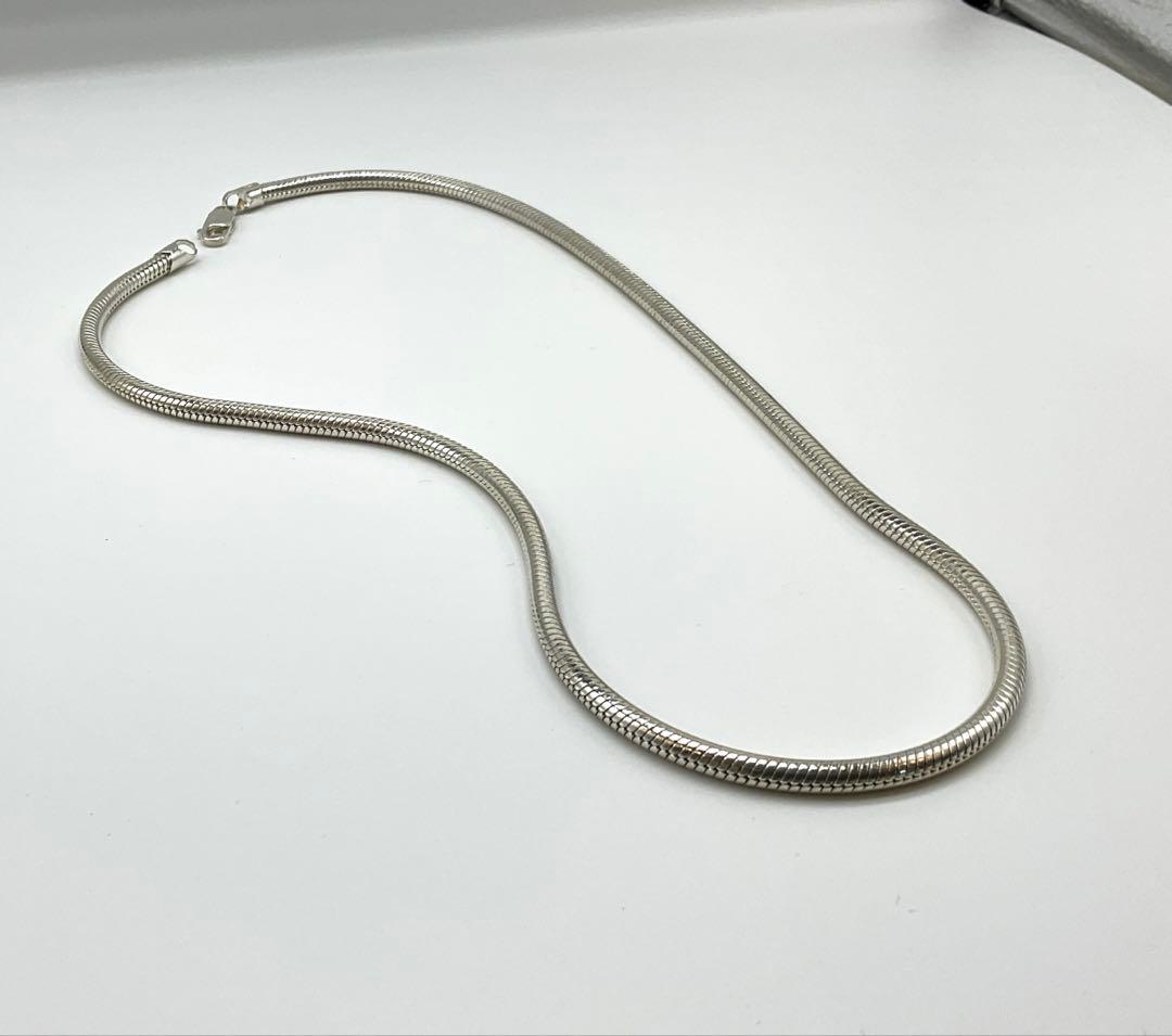 シルバー スネークチェーン ネックレス　50cm