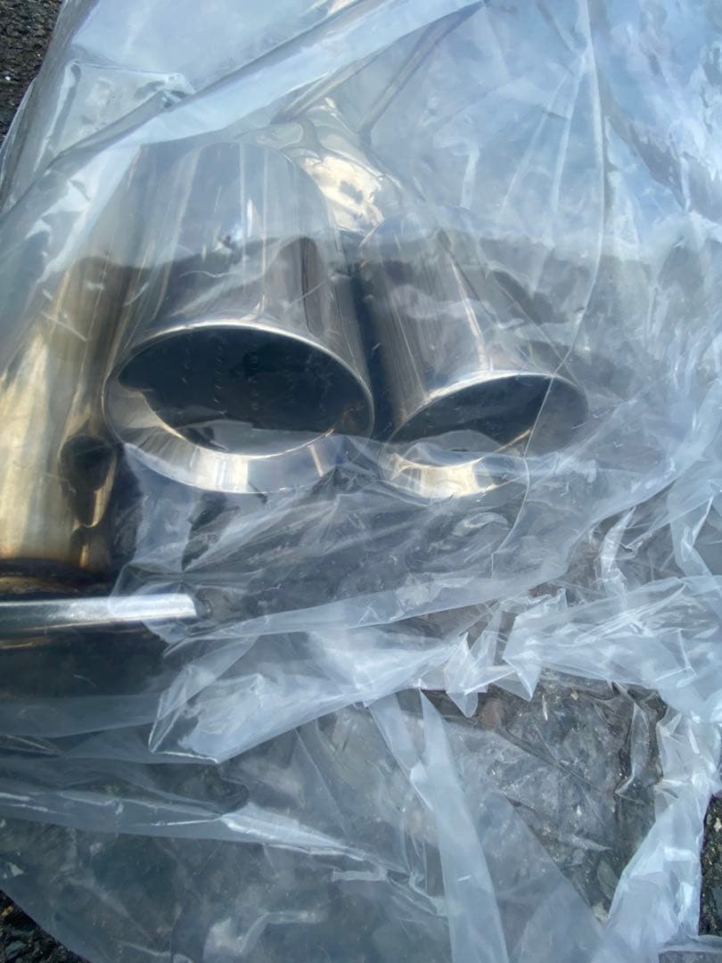 直接引取可・配達は着払い　タントカスタム la600s スリーキャッツマフラー