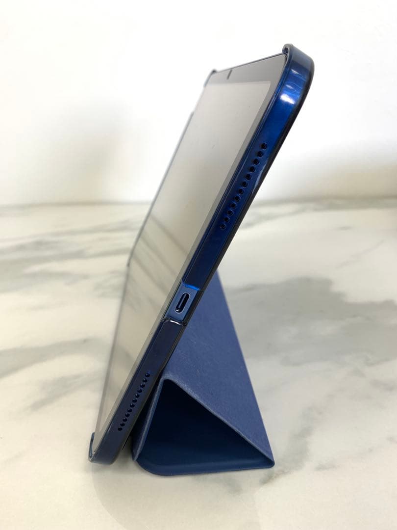 。iPad 第10世代 64GB Wi-Fiモデル ブルー カバー付き