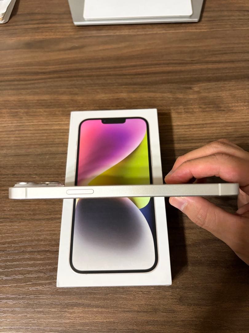 【98%】iPhone 14 plus 256GB SIMフリー スターライト