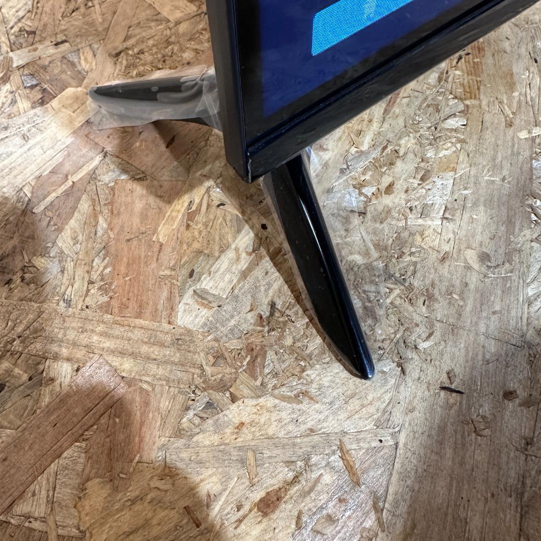 液晶テレビ 32V型　YAMAZEN 山善　QRTN-32W2K 2024年製