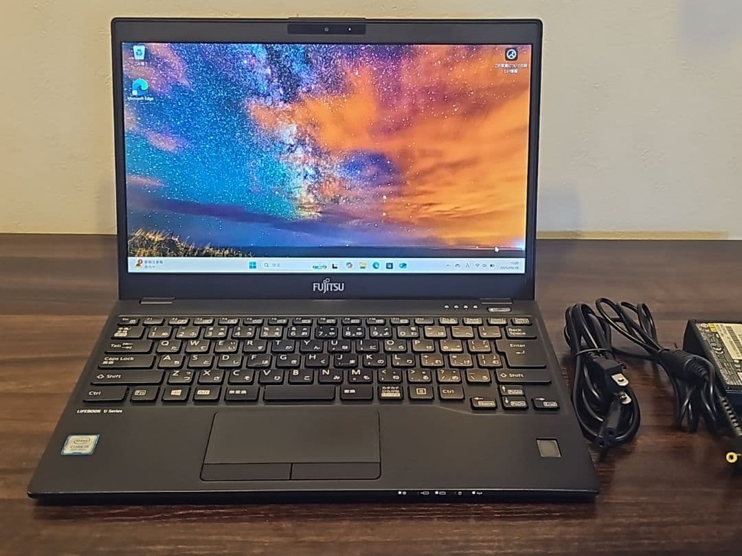 美品☆富士通 U939A/i5-8365U/Windows11/大容量バッテリー