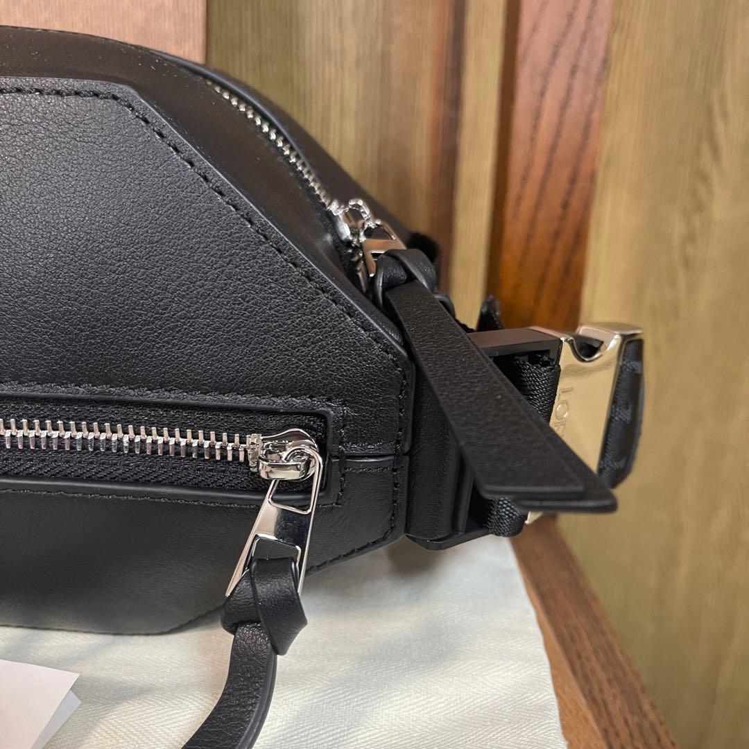 極美品 LOEWE ロエベ ボディバッグ サコッシュ コンバーチブル