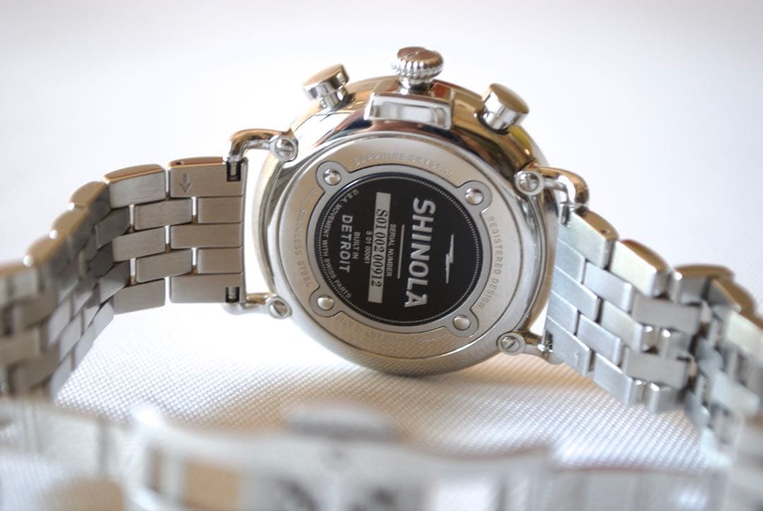 シャイノーラ　クロノグラフ。