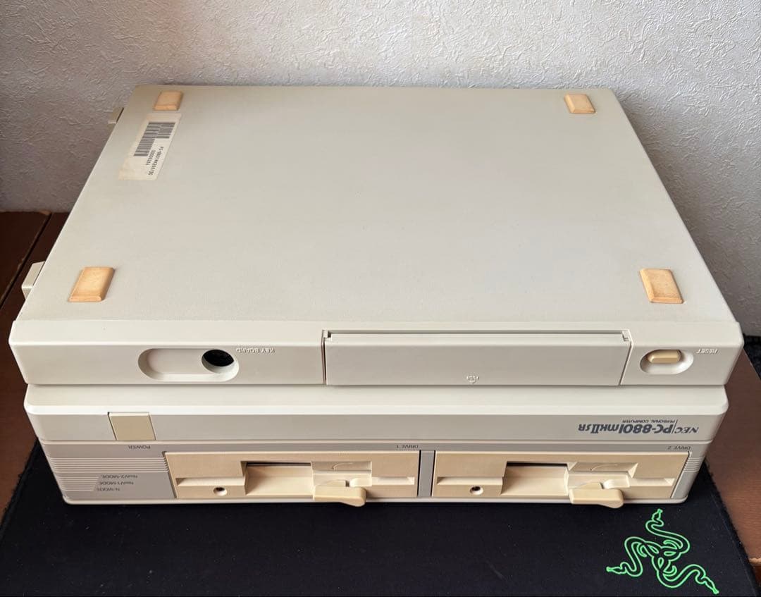 PC-8801mkIISR キーボード、15kHz液晶モニタセット 動作品