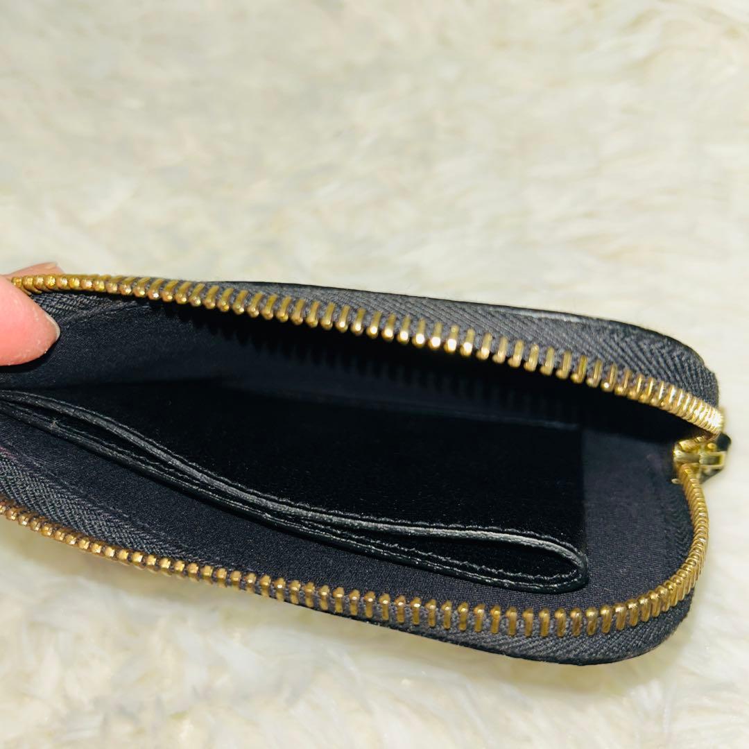 【極美品】イルビゾンテ　ケース　小銭入れ　レザー　ブラック