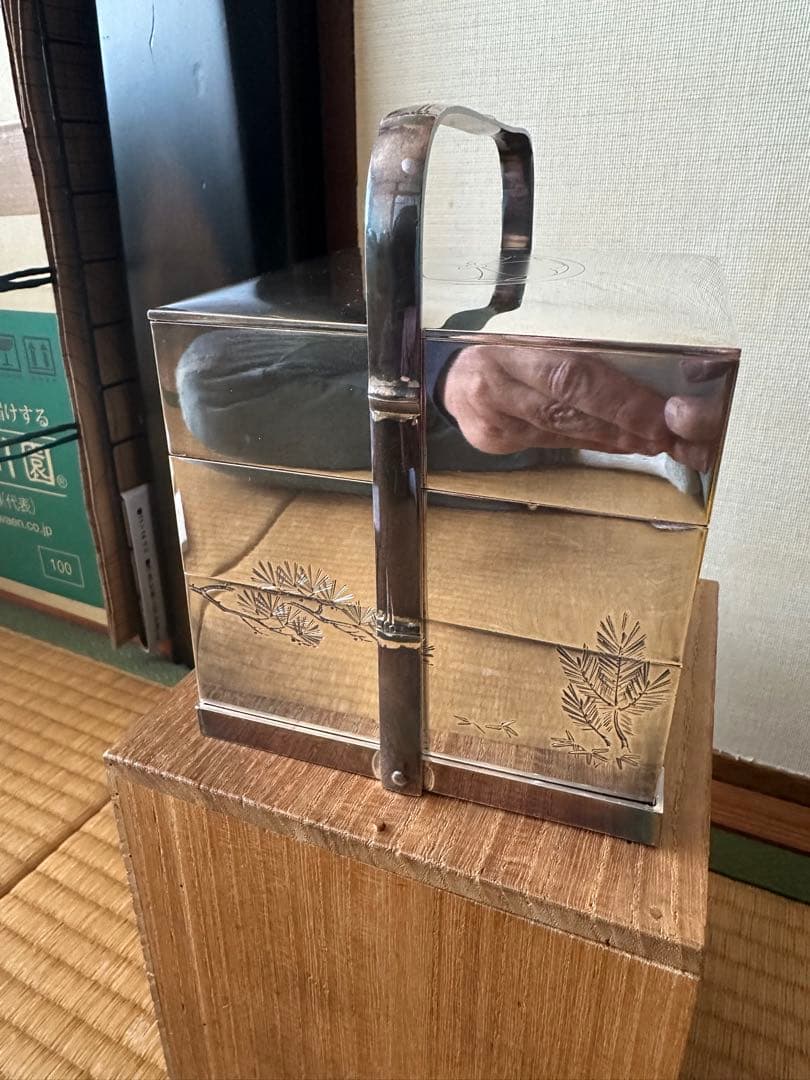 三ッ組　御重箱