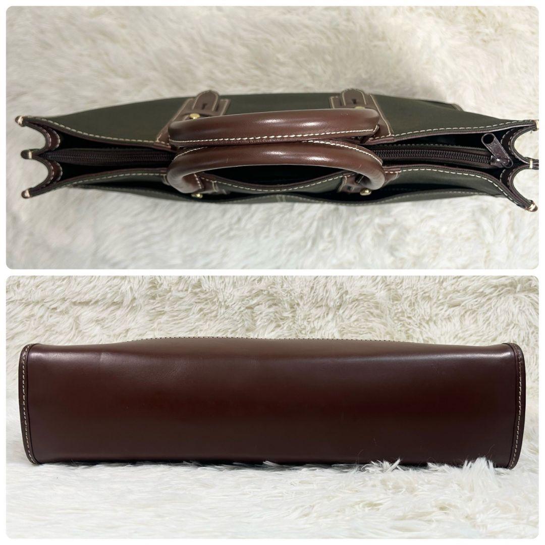 美品✨ハンティングワールド サファリトゥデイ 2室 トートバッグ A4可 カーキ