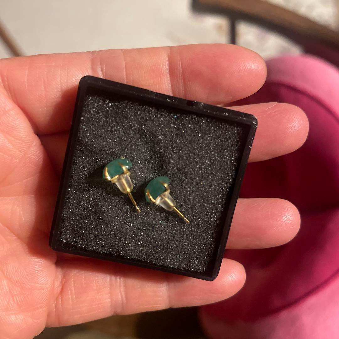 k18イエローゴールド 天然氷種翡翠 ピアス