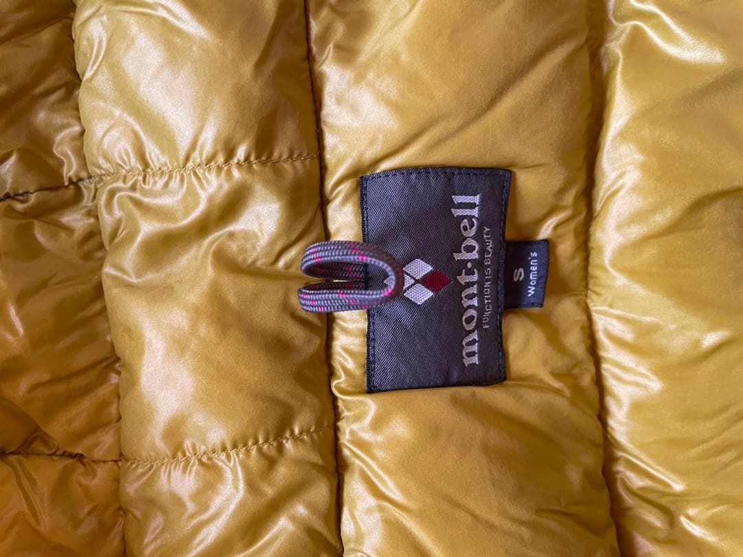 ■モンベル ダウンパーカ ジャケット レディース　イエロー