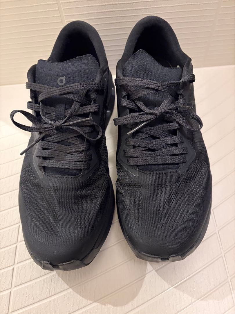 【Onスニーカー】Cloudzone Black | JP 26.5