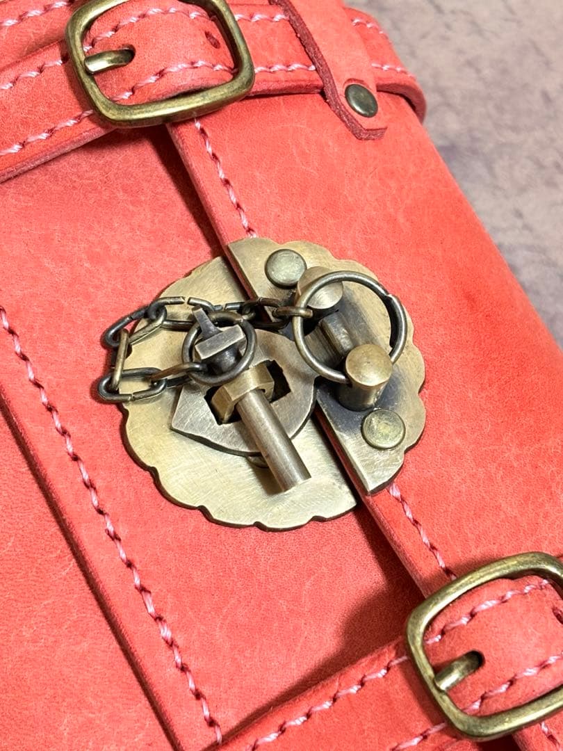 イタリアンレザー　パスポートサイズ　トラベラーズノート カバー　アンティーク調