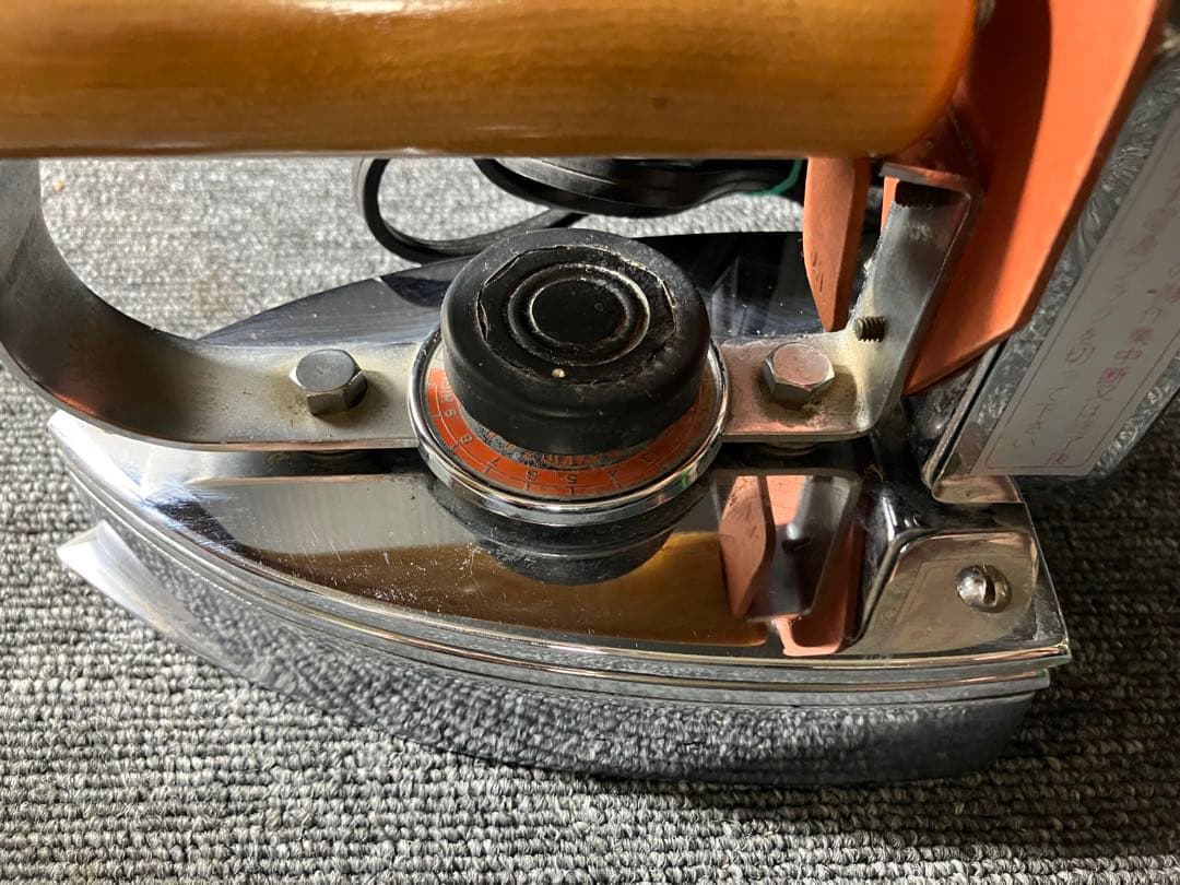 タキイ　業務用アイロン