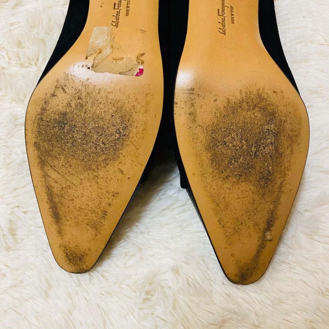 未使用級！Salvatore Ferragamo ヴァラリボン　パンプス