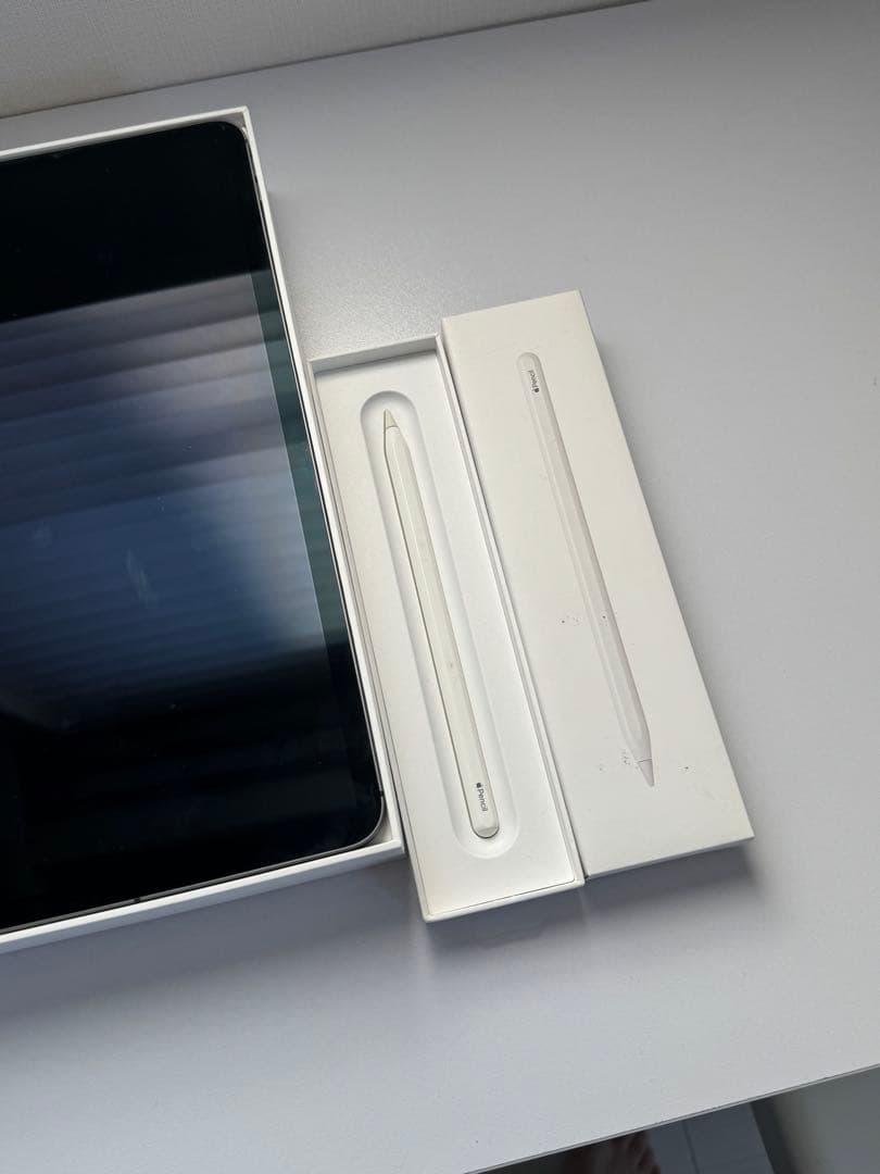 iPad Pro 12.9インチ 第4世代　Apple Pencil付き