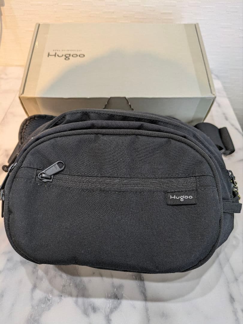 Hugoo ブラック ボディバッグ・ウエストポーチ