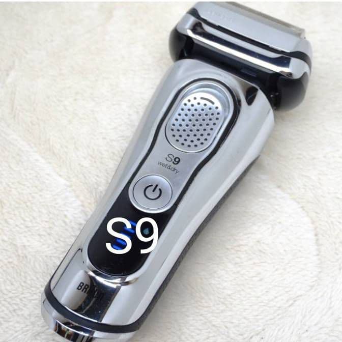 ブラウン最高峰Series9 S9 充電スタンド&充電器付き 新品未使用❣️