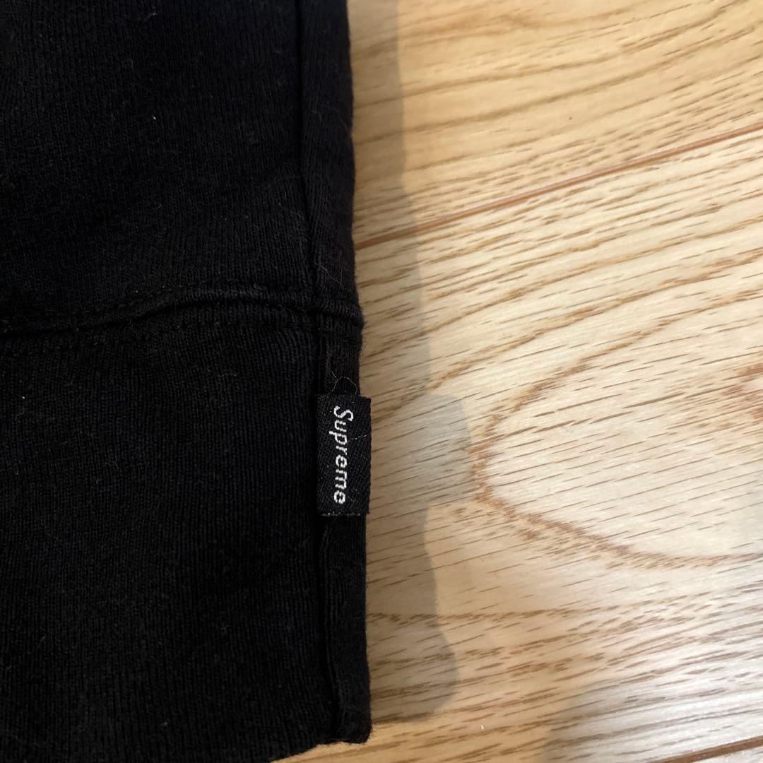 G*様 Supreme パーカー　Mサイズ　カナダボディ