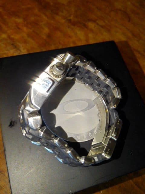 激渋＆激珍・OAKLEYWATCH・12GAUGE・オークリー時計・12ゲージ