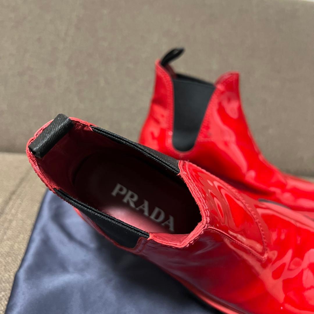 ぴょんPRADA レッド エナメルショートブーツ 厚底 美品 布袋付き