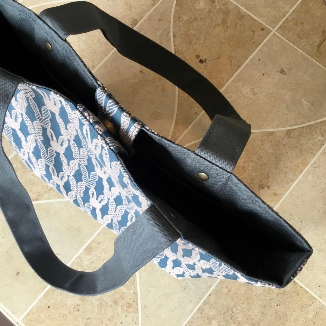 ミナペルホネンpomppiaブルー　大きめ肩掛けトートバッグ　ハンドメイド