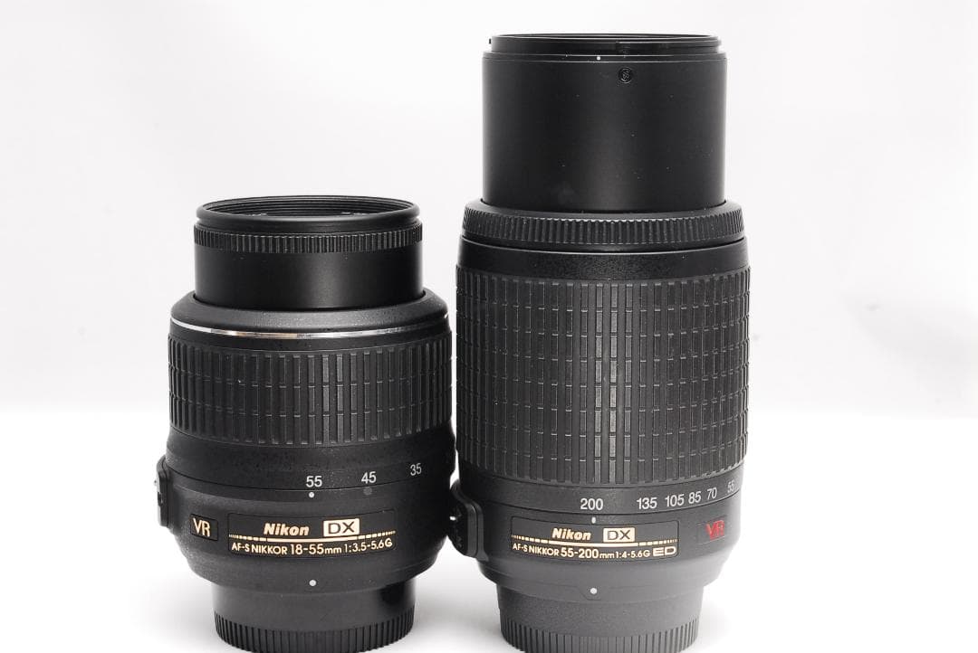 Nikon D3000 ✨️ S数新品級 ダブルレンズ 外箱付 スマホ転送✨️