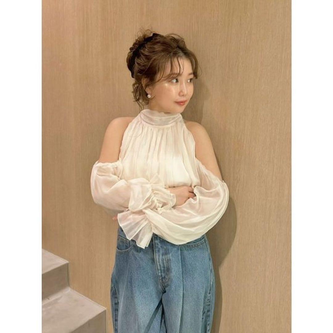 LILYBROUN リリーブラウン ドレープボウタイシフォンブラウス アイボリー