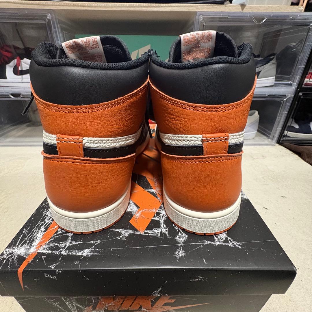 NIKE Air Jordan 1 Retro High OG シャタバ