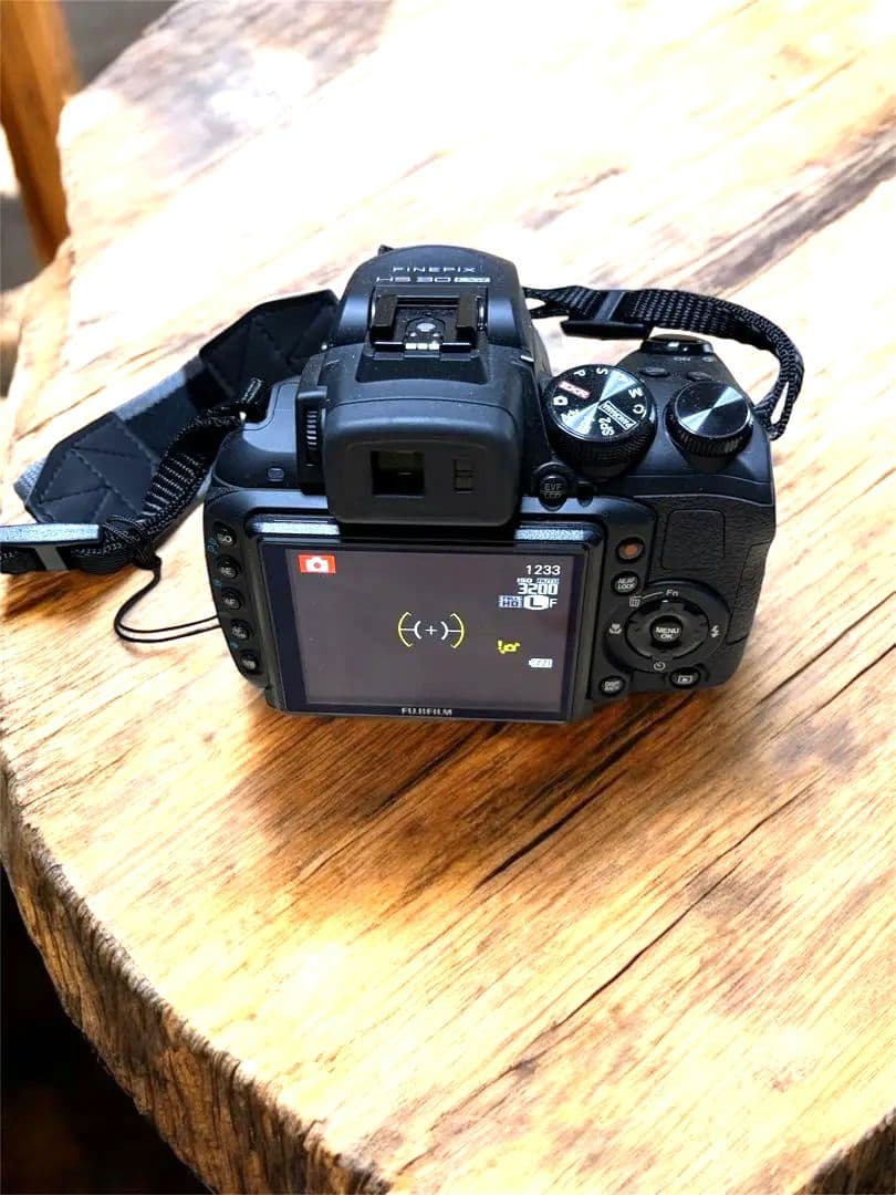 富士フィルム　FINEPIX HS30 EXR 美品　未使用に近い