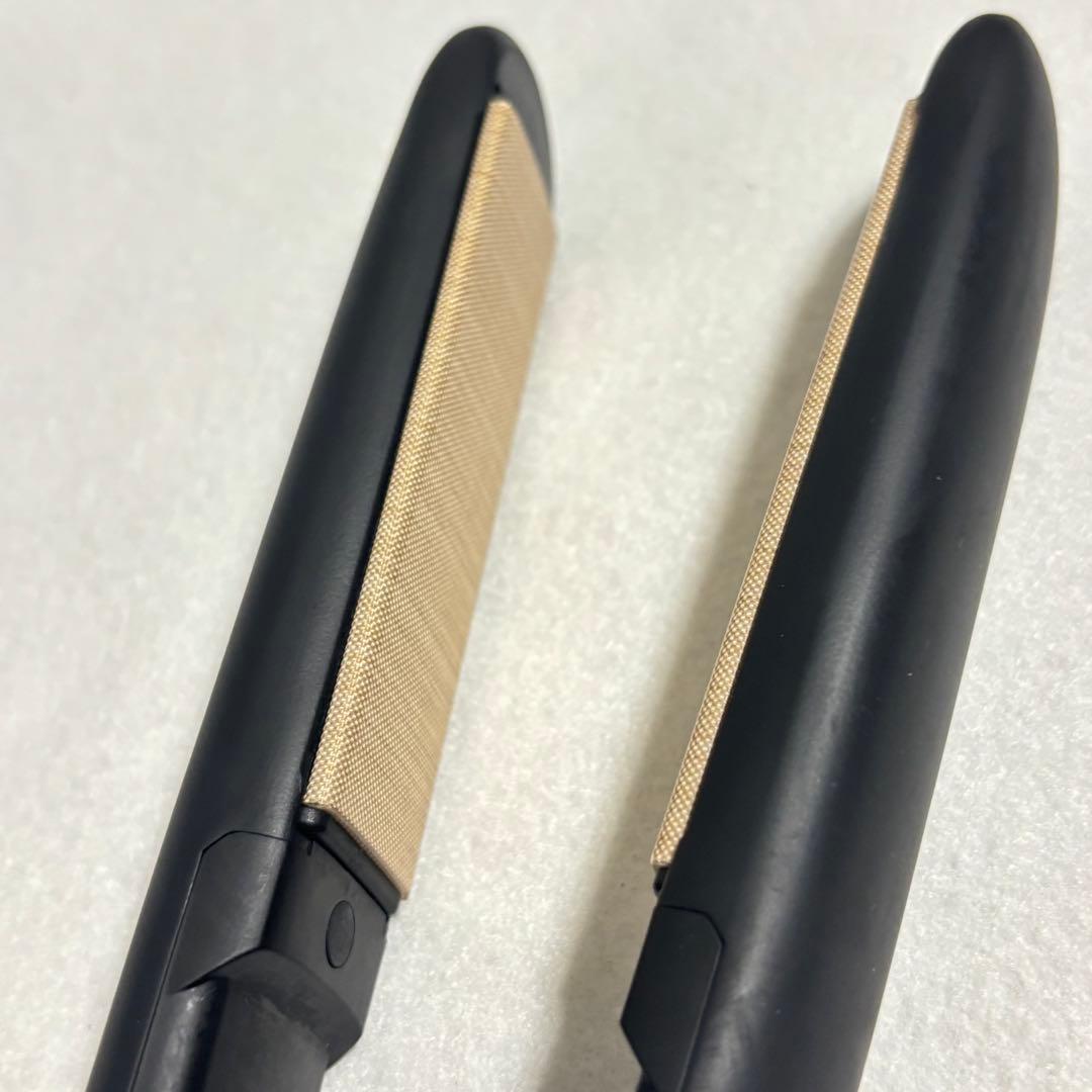 【美品】絹女　KINUJO ストレートヘアアイロン ブラック　DS200-BK