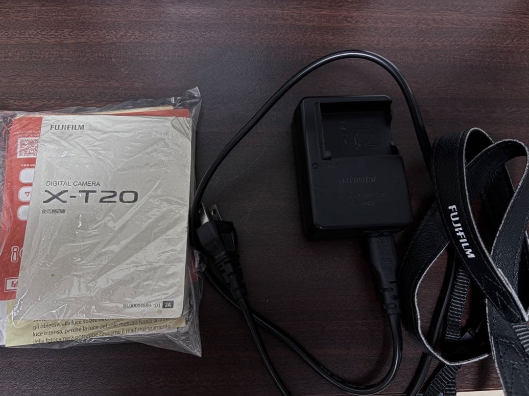 Fujifilm X-T20 ミラーレスカメラ XC15-45mmレンズキット