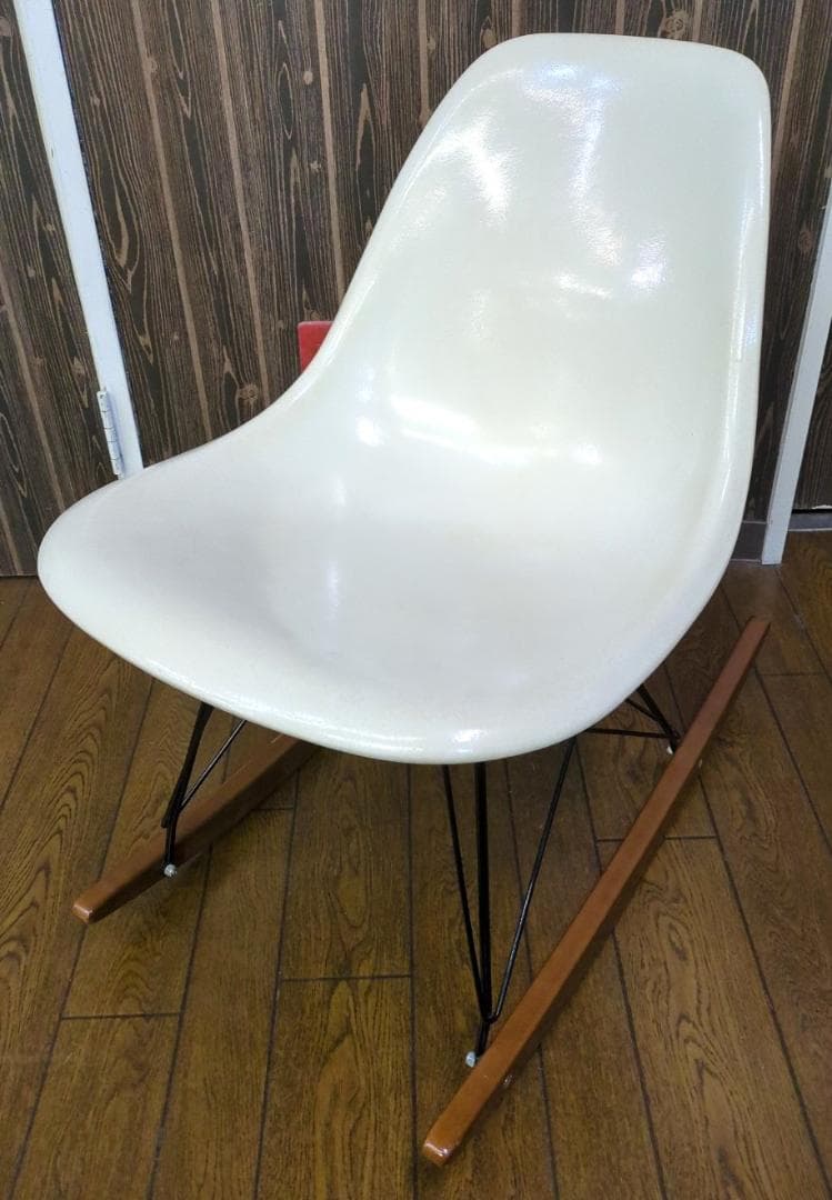 〈即購入可〉ハーマンミラー イームズ チェア ホワイト 現状渡し