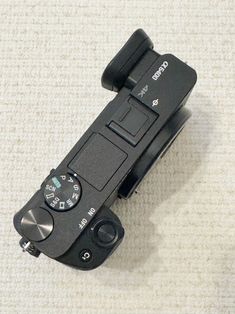 SONY α6400 ミラーレス一眼 箱•標準レンズ付き