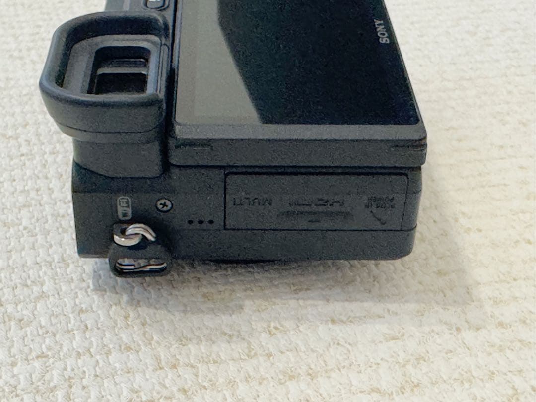 SONY α6400 ミラーレス一眼 箱•標準レンズ付き