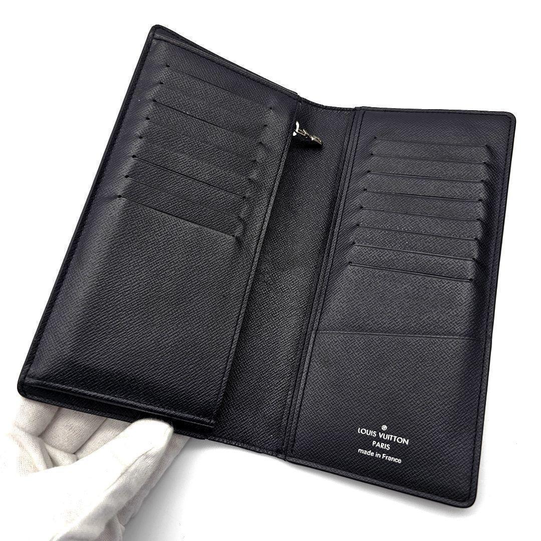 e様　ポルトフォイユ　ブラザ　タイガ　メタリックロゴ　長財布　A139