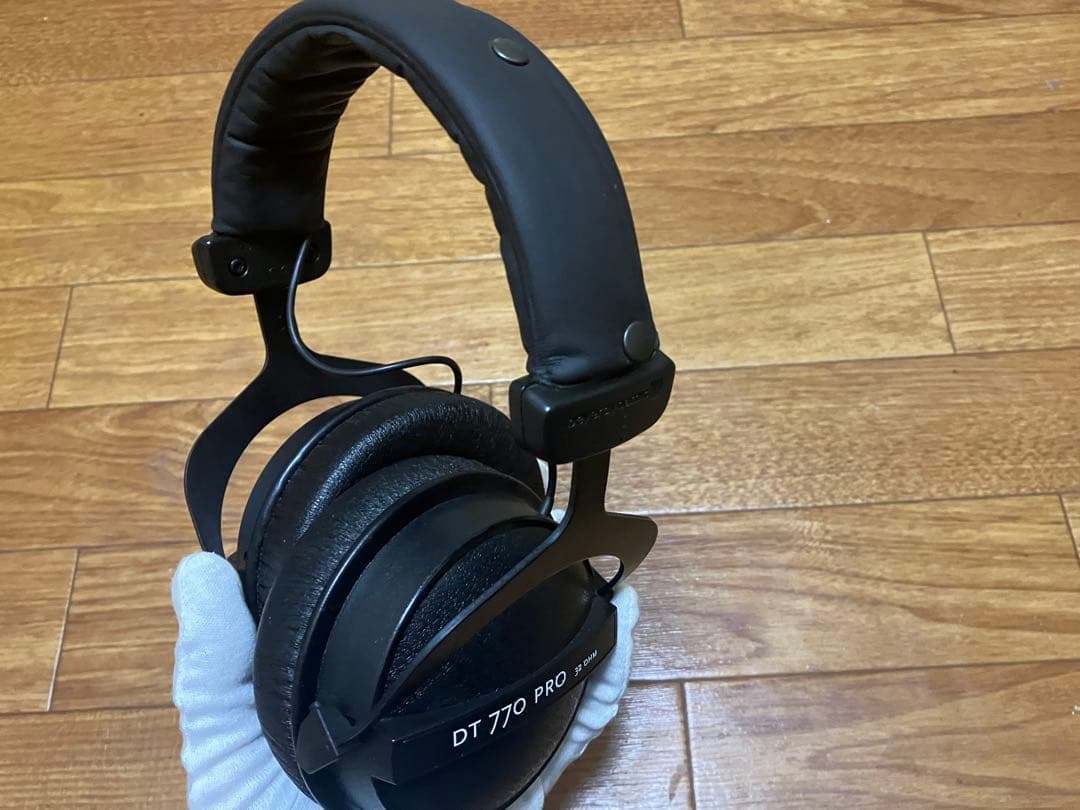 beyerdynamic DT770 Pro 32ohm　箱・袋・変換アダプタ付