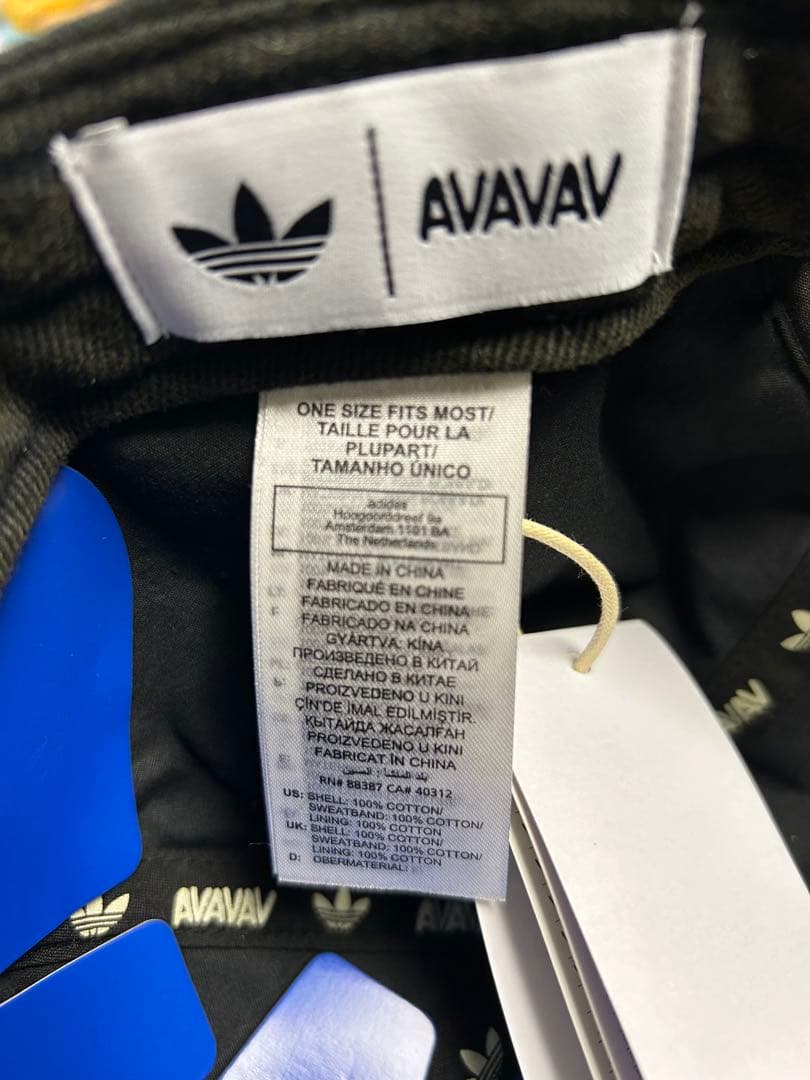 新品　Adidas x AVAVAV SLASHED CAP ブラック