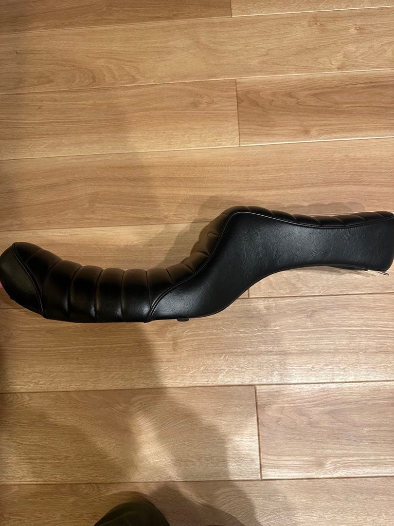 【スポーツスター】キング&クイーン　シート　トランプサイクル　04以降スポスタ