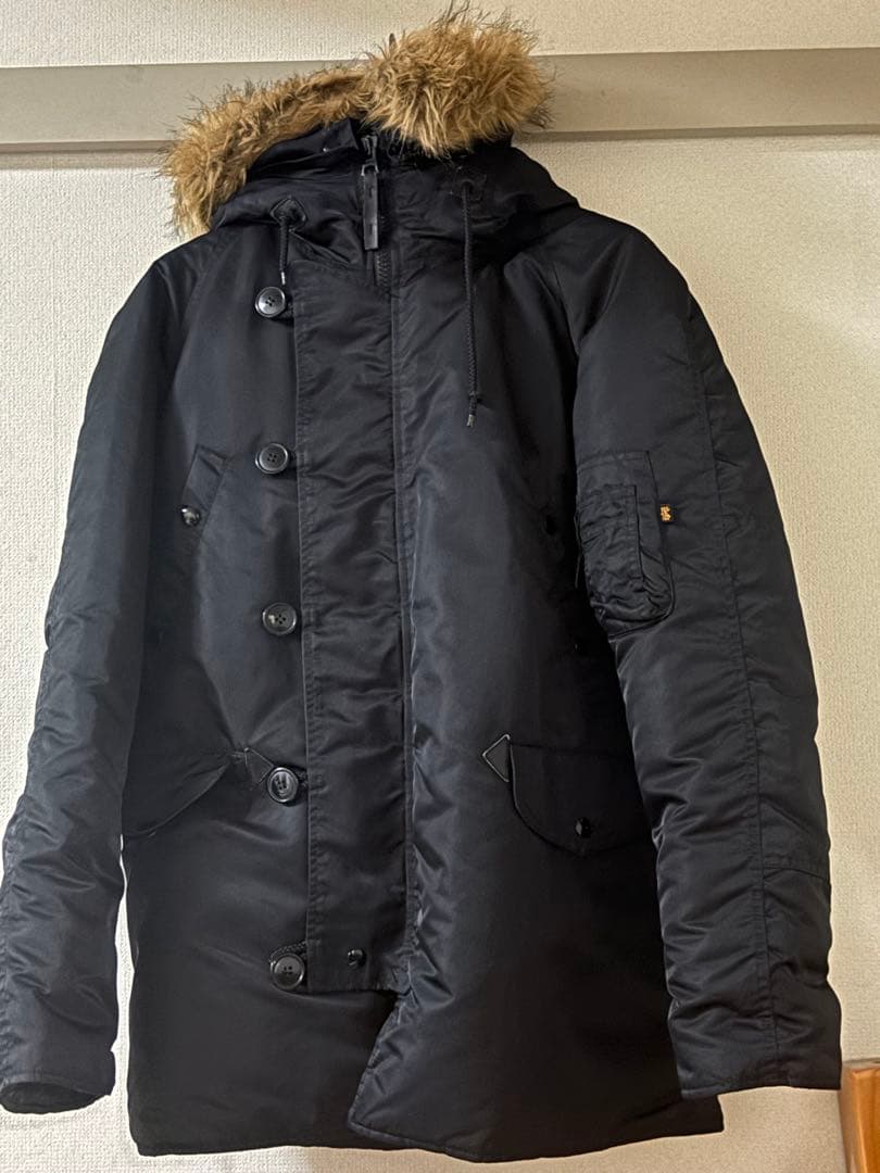 Alpha アウター ブラック