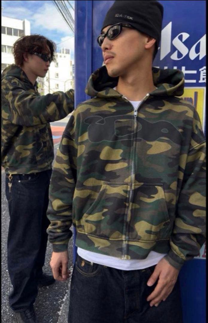 IDA sply x future archive popup限定　hoodie