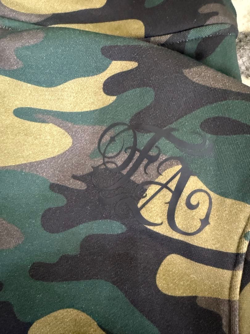 IDA sply x future archive popup限定　hoodie