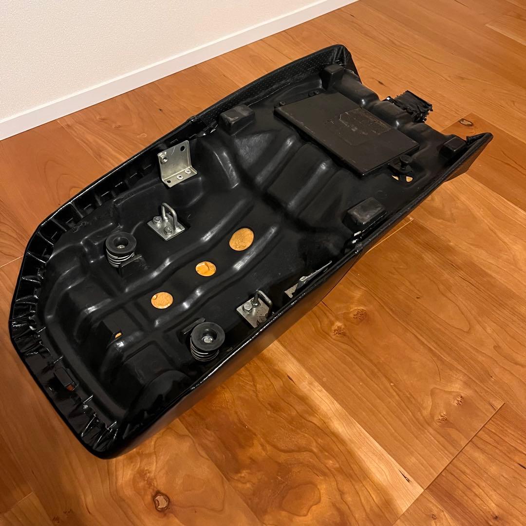 GPZ900R 純正シートベース　アンコ抜きシート
