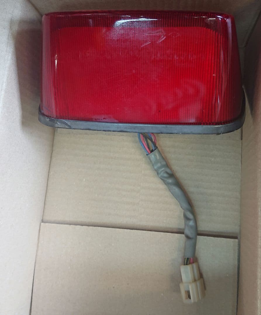 純正廃盤 ゼファー400 テールランプ ブレーキランプ