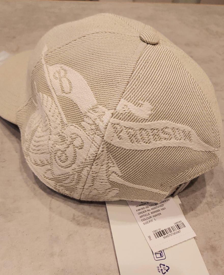 新品未使用　Burberry ベースボール　キャップ　ベージュ　ロゴ　刺繍　L