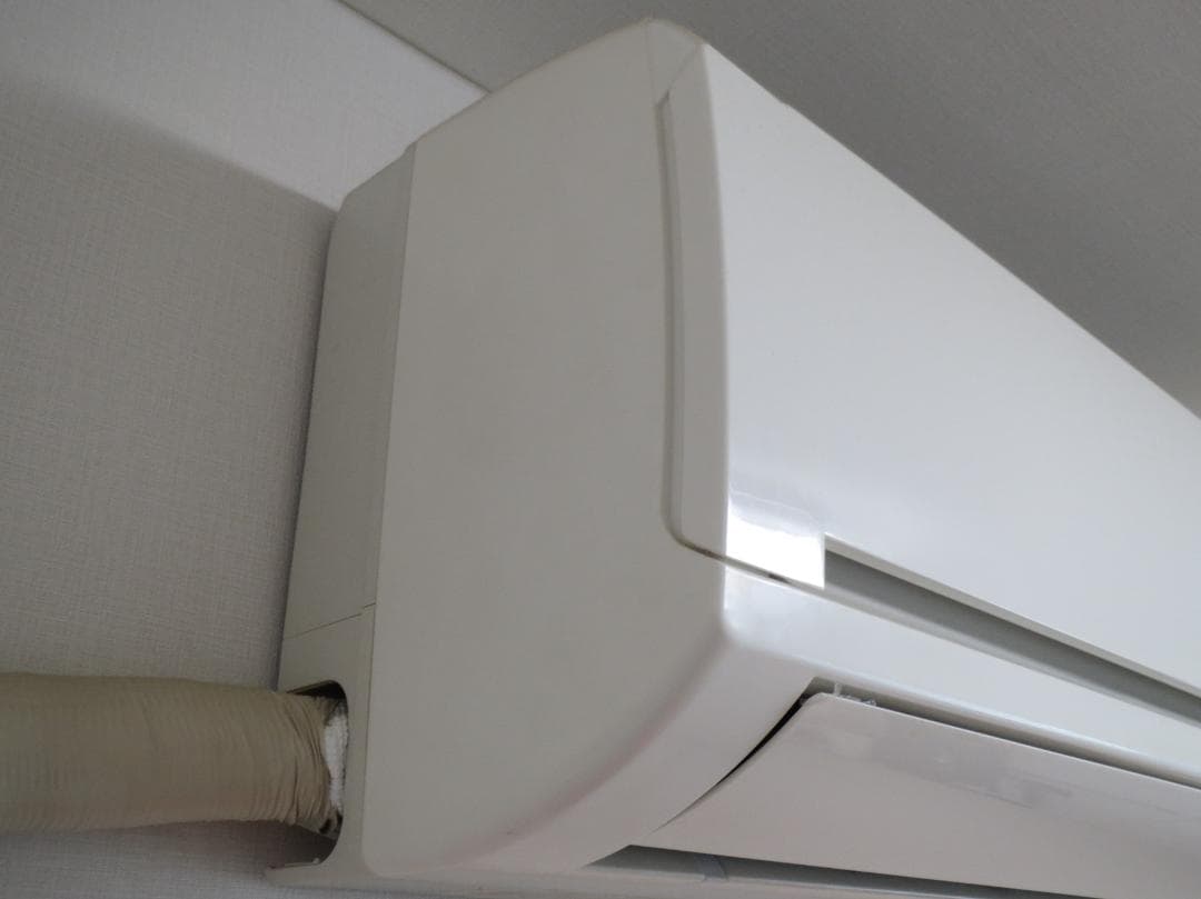 日立 RAS-A22C(W) 壁掛けエアコン 中古 全国送料込み