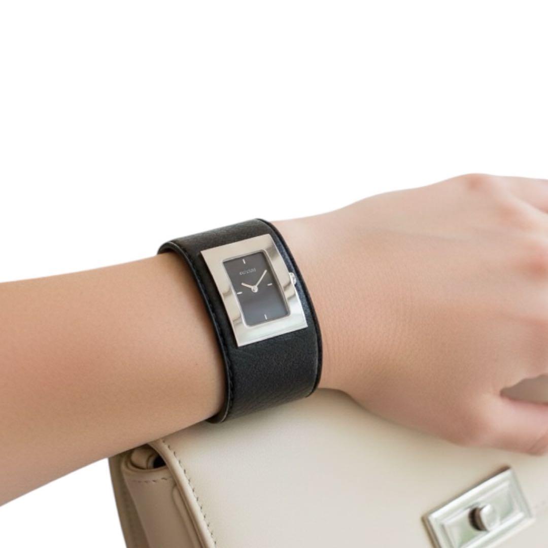 専用です。未使用級✨稼働品　GUCCI グッチ 7800L カフウォッチ