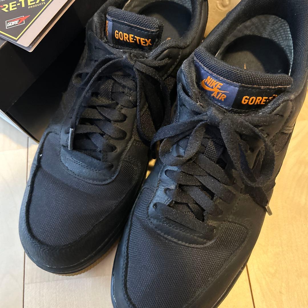 NIKE AIR FORCE GORE-TEX ブラックスニーカー　ナイキ