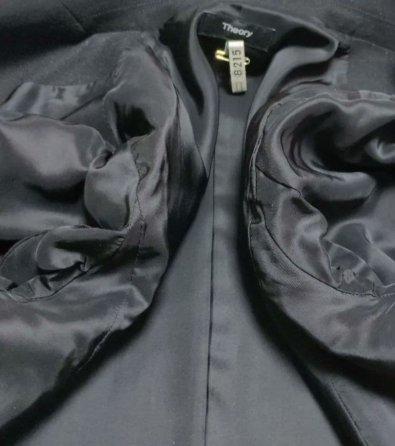 お値引き【美品✨️】Theory　LIGHT SAXONY2 サイズL 黒