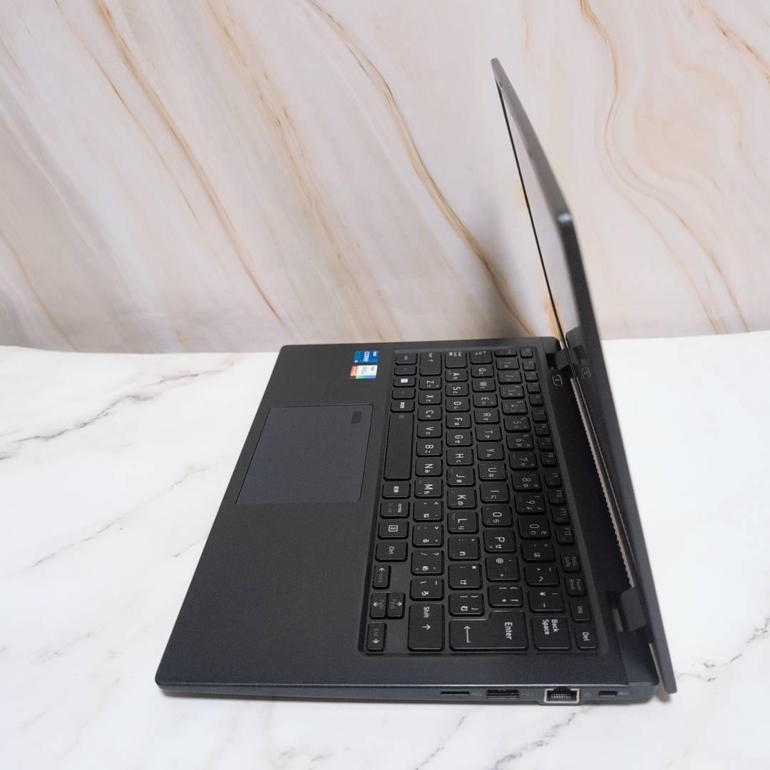 薄型軽量 dynabook G83HU i5 1135G7 16GB 256GB