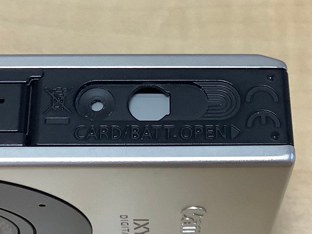 Canon IXY DIGITAL 10 デジタルカメラ　ジャンク品